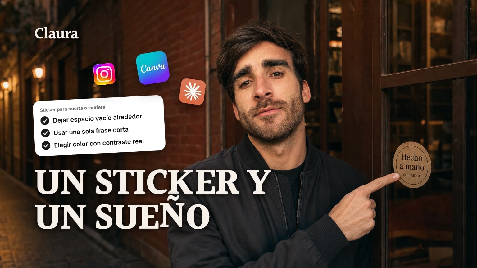 Mateo Caño parado frente a la puerta de un local chico, señalando un sticker pegado en el vidrio